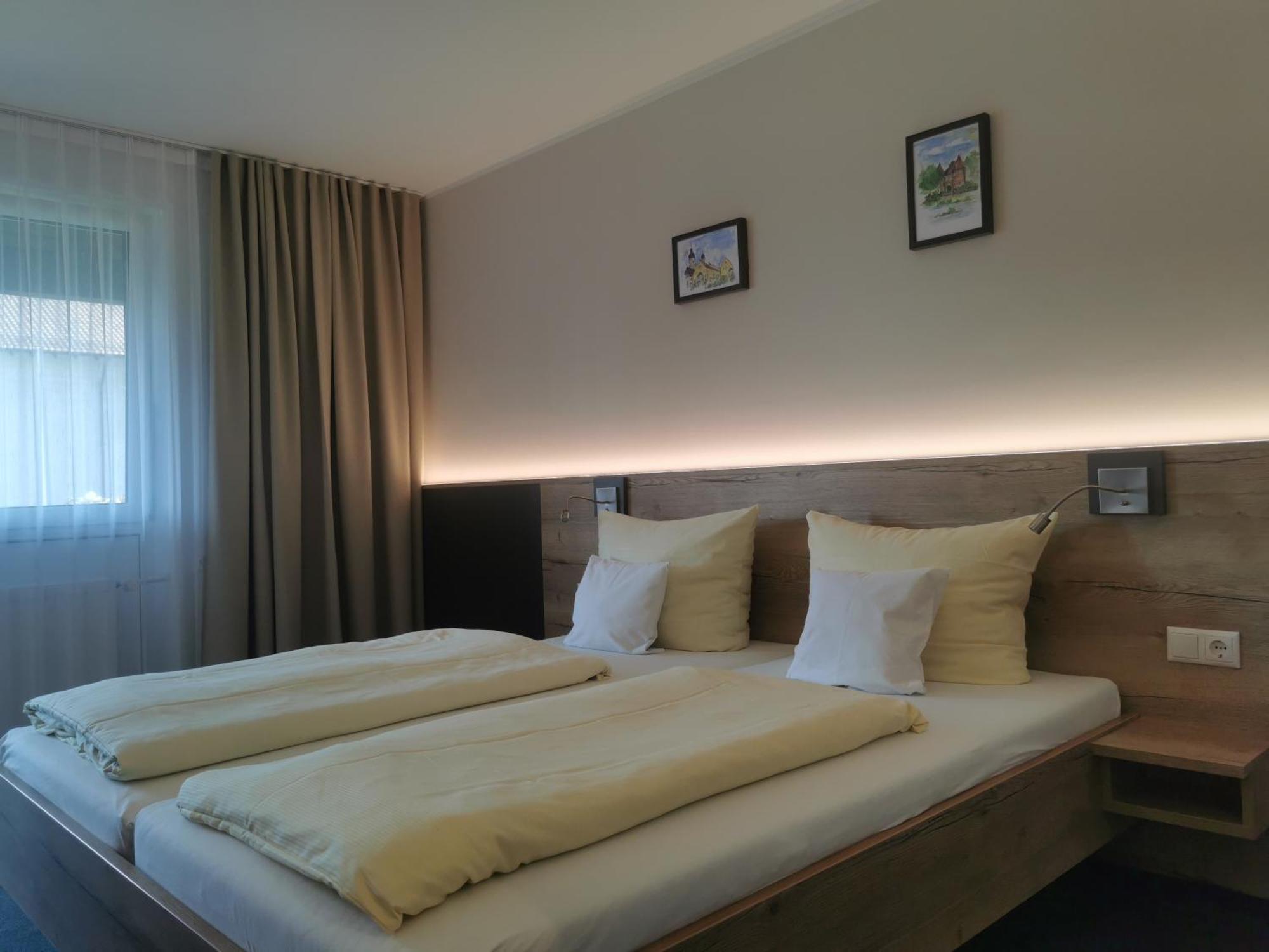 Hotel am Regenbogen Cham Eksteriør billede